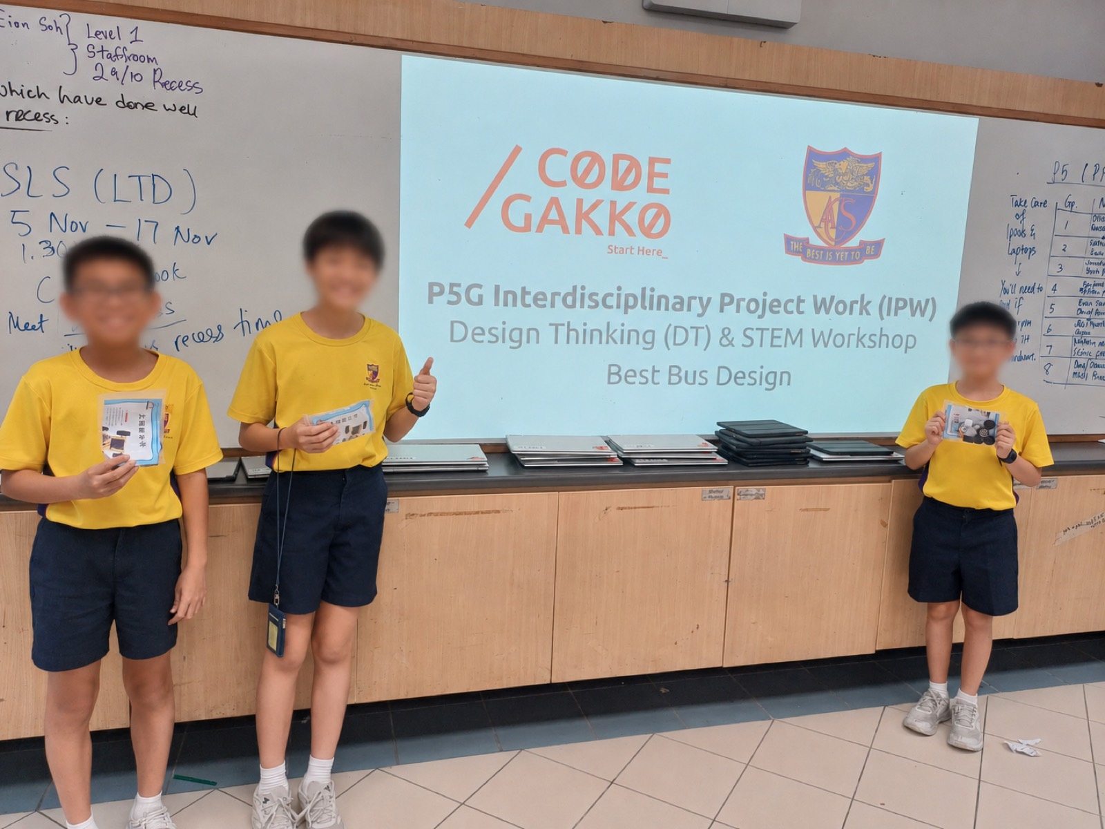 Winners of the Best Bus Design award at the P5 IPW Design Thinking & STEM workshop.